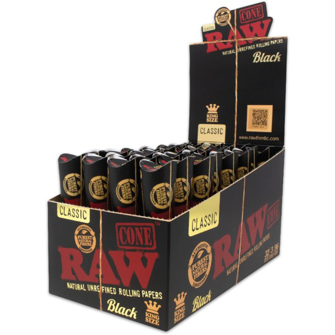 Picture of RAW BLACK KING SIZE TRIANGLE CONES 3PK 30 BOX